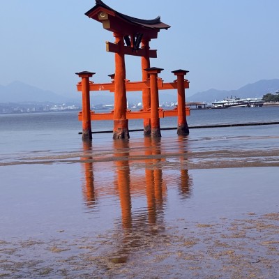 Torii gate op Miyajima Island