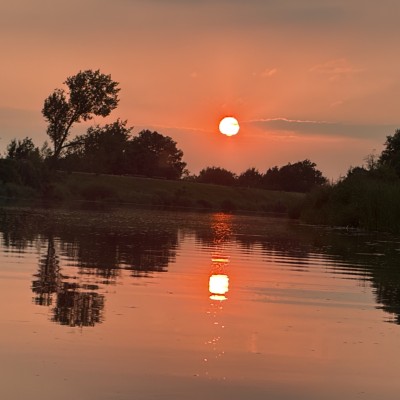 Ondergaande zon op de Linge