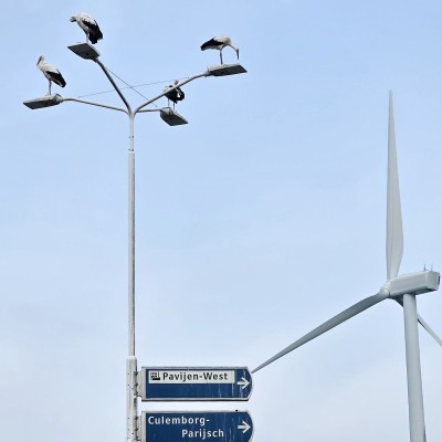 Op de weg naar de nieuwbouwwijk