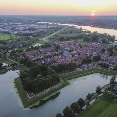 Nieuwpoort bij zonsondergang