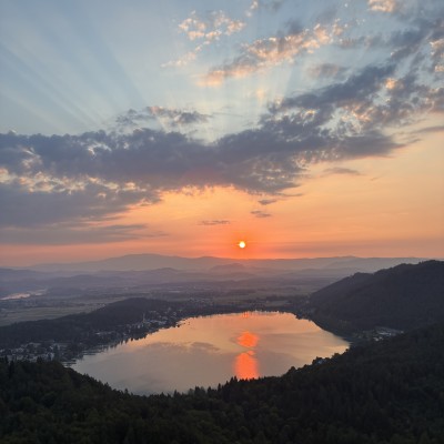 Zonsopkomst Klopeiner See