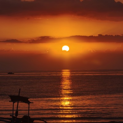 Sunset at Lovina beach Bali. Indonesië