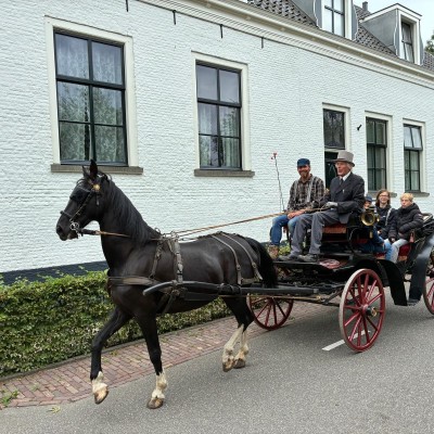 Ritje met opa en z’n paard
